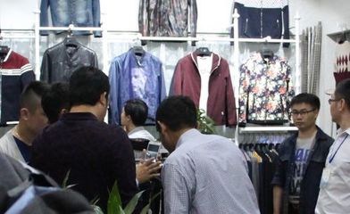 石獅服裝網批中心 入駐率百分百，開啟線上批發新篇章